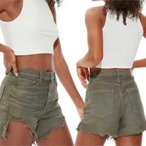 AMERICAN EAGLE Green Highest Rise Mom Short Distressed Festival Grunge Size 8
